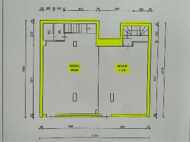Foto Negozio a Vittorio Veneto di 200 m² con 4 locali in vendita