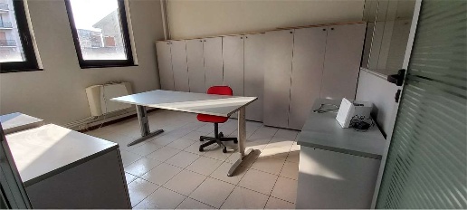 Foto Ufficio a Capriate San Gervasio di 90 m² con 3 locali in vendita