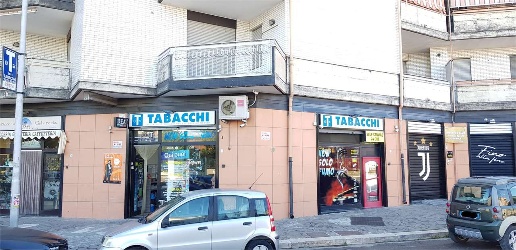 Foto Attività commerciale in VIA TRINITAPOLI 8, Cerignola Centro di 50 m²