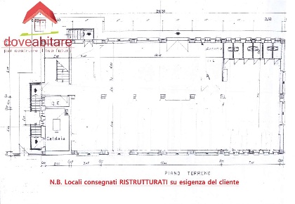 Foto Negozio in via lequio 46, Pinerolo Centro di 400 m² con 1 locali