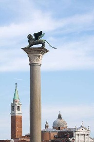 Foto Negozio in Campo San provolo, Venezia San Marco di 40 m² con 2 locali