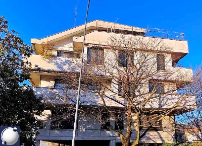 Foto Ufficio in Piazza Matteotti, Erba Centro di 68 m² con 2 locali