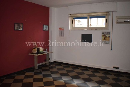 Foto Magazzino in Corso Umberto I, Mazara del Vallo Centro Storico di 75 m²