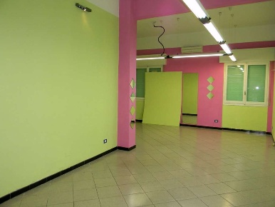 Foto Negozio in Via Dante Alighieri 8, Borghetto Santo Spirito Centro