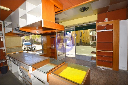 Foto Negozio in Viale Vittorio Veneto 26, San Pellegrino Terme Centro