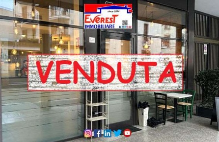 Foto Attività commerciale in Via Cardinal Tosi 9, Busto Arsizio di 100 m²