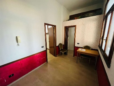 Foto Magazzino a Paderno Dugnano di 25 m² con 1 locali in vendita
