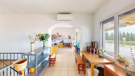Foto Negozio a Osimo di 100 m² con 3 locali in affitto