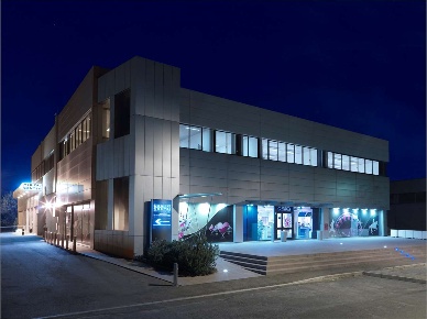 Foto Negozio a Reggio nell'Emilia di 500 m² con 15 locali in affitto