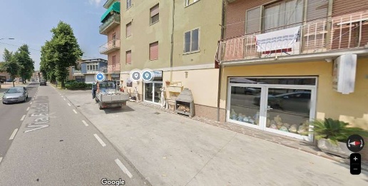 Foto Negozio in via Radici in piano 297, Sassuolo Centro di 200 m²