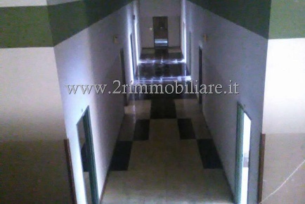 Foto Ufficio a Mazara del Vallo di 698 m² con 10 locali in affitto