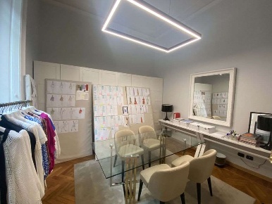 Foto Ufficio in via Bellini  15, Milano Palestro di 115 m² con 5 locali