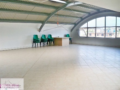 Foto Ufficio a Portoferraio di 200 m² con 1 locali in affitto