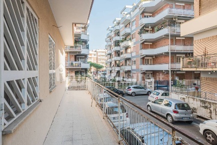 Foto Appartamento in Giuseppe Sanarelli, Roma in vendita