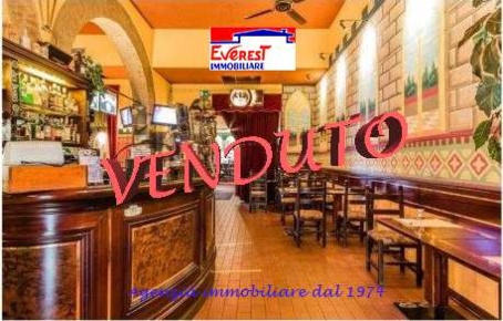 Foto Attività commerciale a Busto Arsizio di 300 m² con 3 locali in vendita