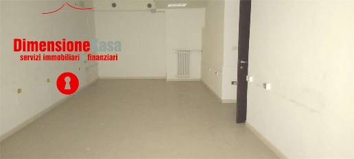 Foto Ufficio in via Fonseca, Nola Centro di 115 m² con 3 locali in affitto