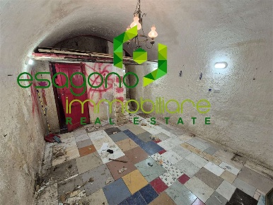 Foto Magazzino a Siracusa di 33 m² con 2 locali in vendita