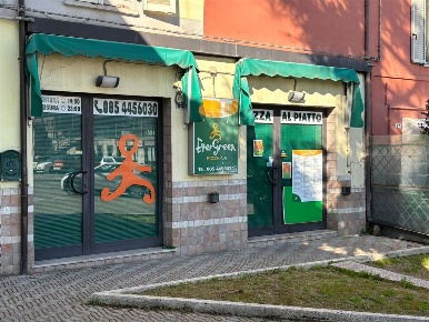 Foto Attività commerciale in piazza A.Beni, Montesilvano Centro di 85 m²