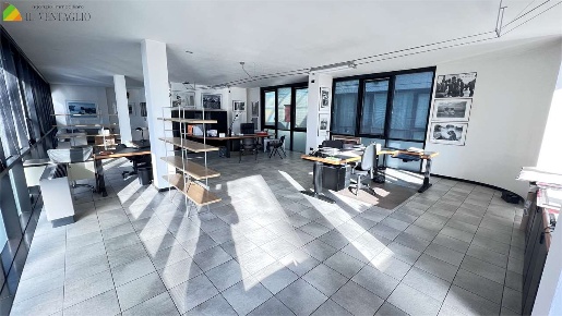 Foto Ufficio a Sassuolo di 125 m² con 1 locali in vendita