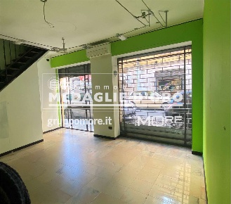 Foto Negozio in Via Castelmaraldo, Modena Centro Storico di 65 m²