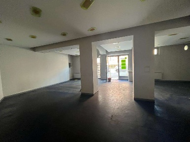 Foto Negozio a Ancona di 103 m² con 2 locali in vendita