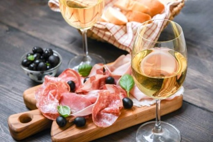 Foto Ristorante a Massarosa Piano di Conca di 250 m² con 4 locali
