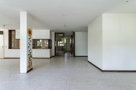 Foto Ufficio a Vinci Spicchio-sovigliana di 170 m² con 5 locali in affitto