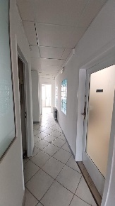 Foto Ufficio a Prato Zarini - Valentini di 100 m² con 5 locali in affitto