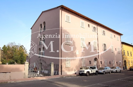 Foto Ufficio a Bientina Centro di 100 m² con 2 locali in vendita