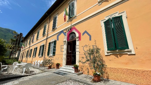 Foto Hotel a Barga Fornaci Di Barga di 1780 m² con 40 locali in vendita