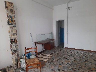 Foto Locale commerciale a Lucca Sant'Anna di 36 m² con 1 locali in affitto