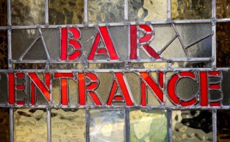 Foto Bar a Pontedera Centro di 110 m² con 3 locali in vendita