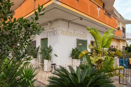 Foto Negozio a Novoli di 90 m² con 1 locali in vendita