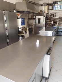Foto Attività commerciale a Palaia Centro di 80 m² con 2 locali in vendita