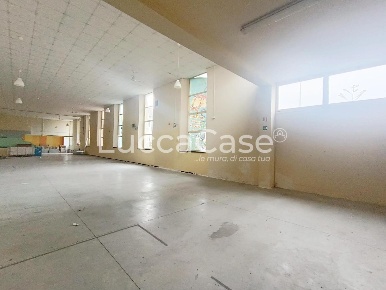 Foto Capannone industriale a Lucca San Marco - Acquacalda di 360 m²