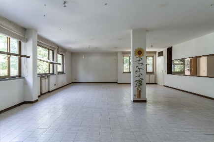 Foto Ufficio a Vinci Spicchio-sovigliana di 170 m² con 5 locali in vendita