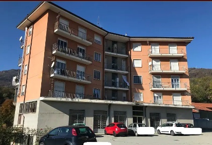Foto Appartamento a Forno Canavese Centro di 118 m² con 4 locali in vendita