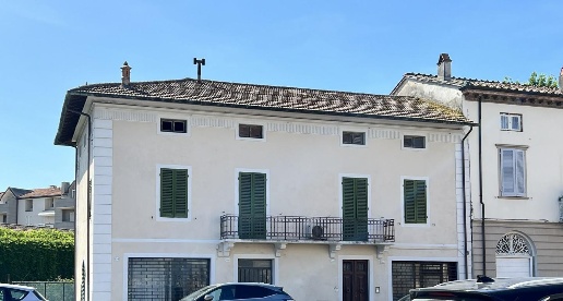 Foto Negozio a Lucca San Marco - Acquacalda di 31 m² con 2 locali