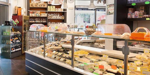 Foto Alimentari a Camaiore Camaiore Paese di 37 m² con 2 locali in vendita