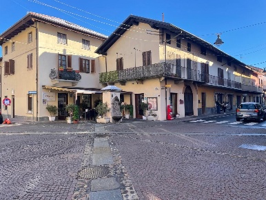 Foto Bar a San Maurizio Canavese San Maurizio di 80 m² con 5 locali