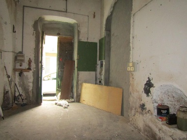 Foto Negozio a Carrara Marina di Carrara di 35 m² con 1 locali in vendita