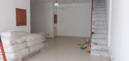 Foto Locale commerciale a Massa Marina di Massa Centro di 58 m² in vendita