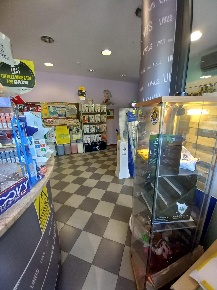 Foto Attività commerciale a Capannori Segromigno - San Colombano di 50 m²