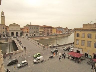 Foto Bar a Pisa Santa Maria di 70 m² con 3 locali in vendita