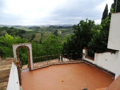 Foto Locale commerciale a San Miniato Centro Storico di 365 m² in vendita