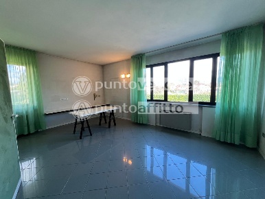 Foto Ufficio a Lucca San Marco - Acquacalda di 50 m² con 2 locali