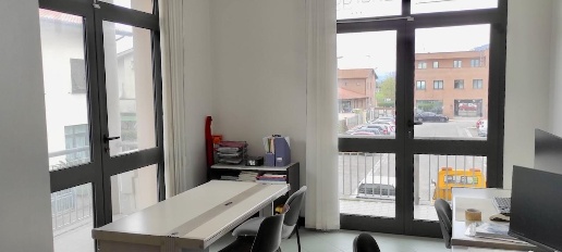 Foto Ufficio a San Giuliano Terme Pontasserchio, Pappiana di 90 m²