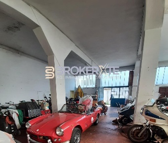 Foto Laboratorio a Massa Bergiola - Lavacchio di 381 m² con 4 locali