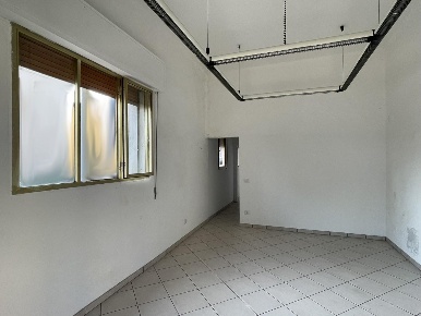Foto Locale commerciale a San Miniato Ponte a Egola, Stibbio di 50 m²