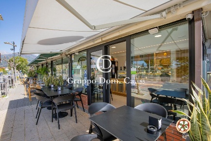 Foto Ristorante a Montignoso Ronchi - Poveromo di 50 m² con 3 locali